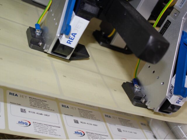 Boost Efficiency with Reliable Coding and Marking Printers