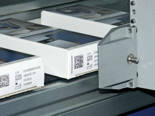 Pharmaceutical and Medical Device Traceability Requirements: A Complete Guide