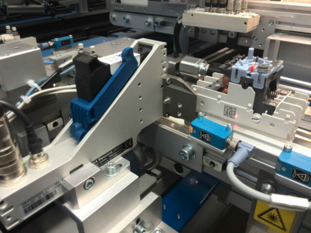 Serialization Strategies for Manufacturing Traceability Compliance: A Complete Guide
